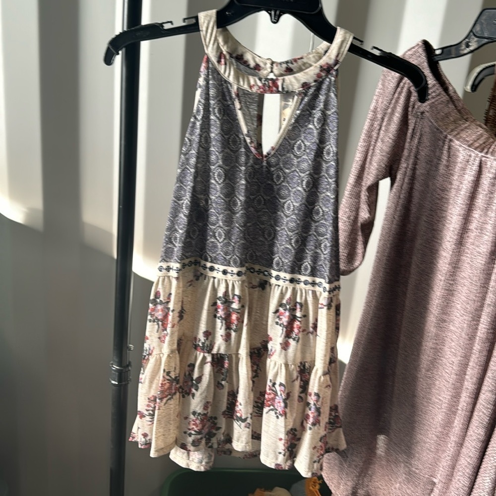 Jolt floral tank